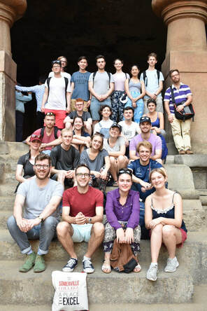 The Choir of Somerville College, Oxford, in India